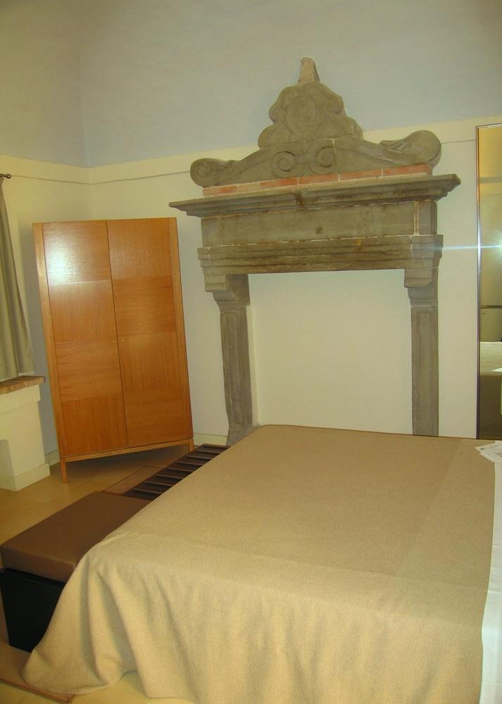 Casa Mancia Hotel Foligno Exterior photo